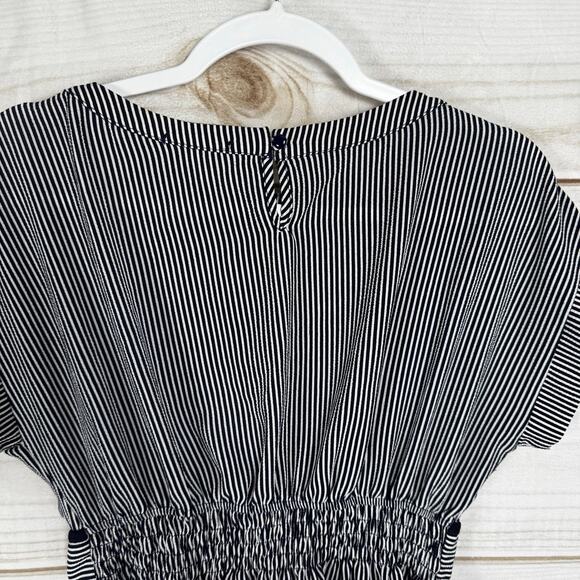 Monteau Black & White Striped Smocked Back Capped Sleeve Blouse Size XL - Picture 5 of 8